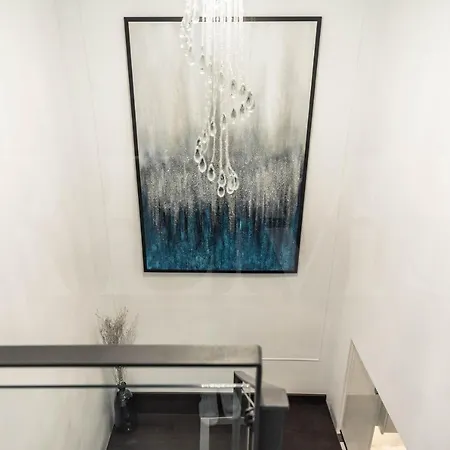 Contemporary Luxe Duplex In The Heart Of By Rems マラガ