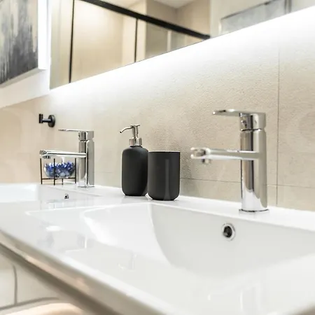 Apartment Contemporary Luxe Duplex In The Heart Of By Rems