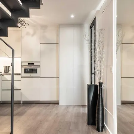 Contemporary Luxe Duplex In The Heart Of By Rems Málaga